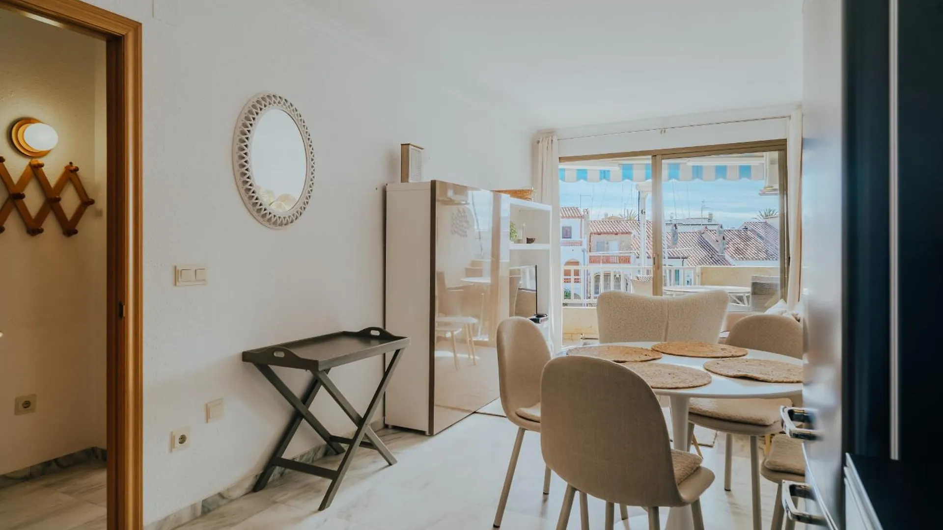 Welcs Apartamento 208 Emp Cerca De La Playa Empuriabrava Farm stay