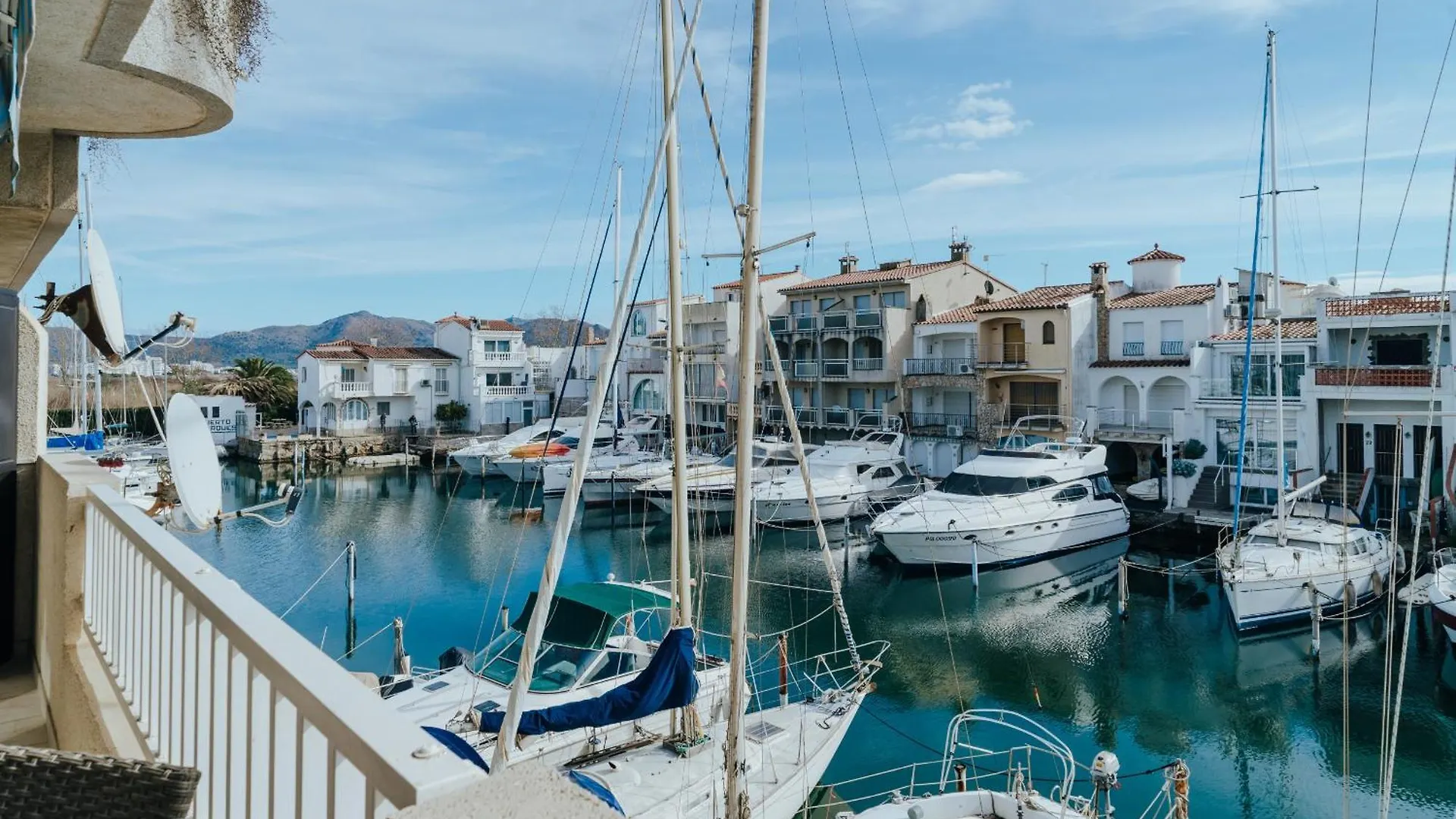 Welcs Apartamento 208 Emp Cerca De La Playa Empuriabrava 0*,